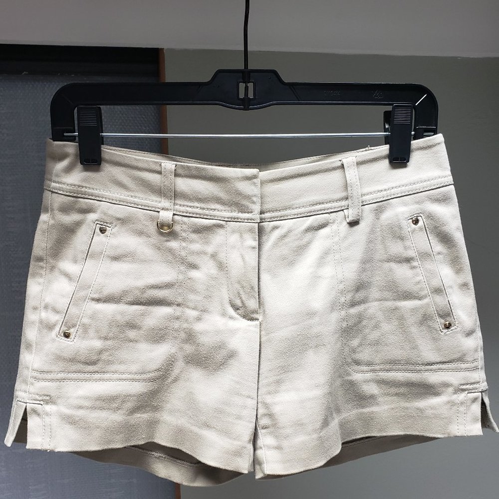 Cache tan/nude shorts